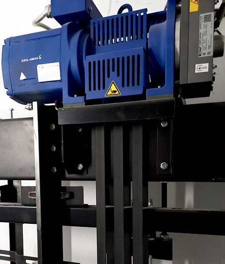 Ліфтова лебідка: від редукторних систем до безредукторних інновацій