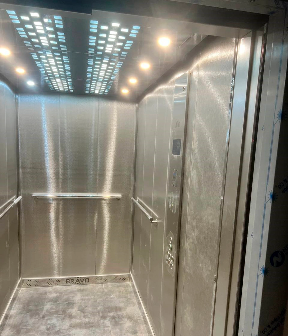 Новий лікарняний ліфт BRAVO LIFE в м. Яворів: комфорт та безпека