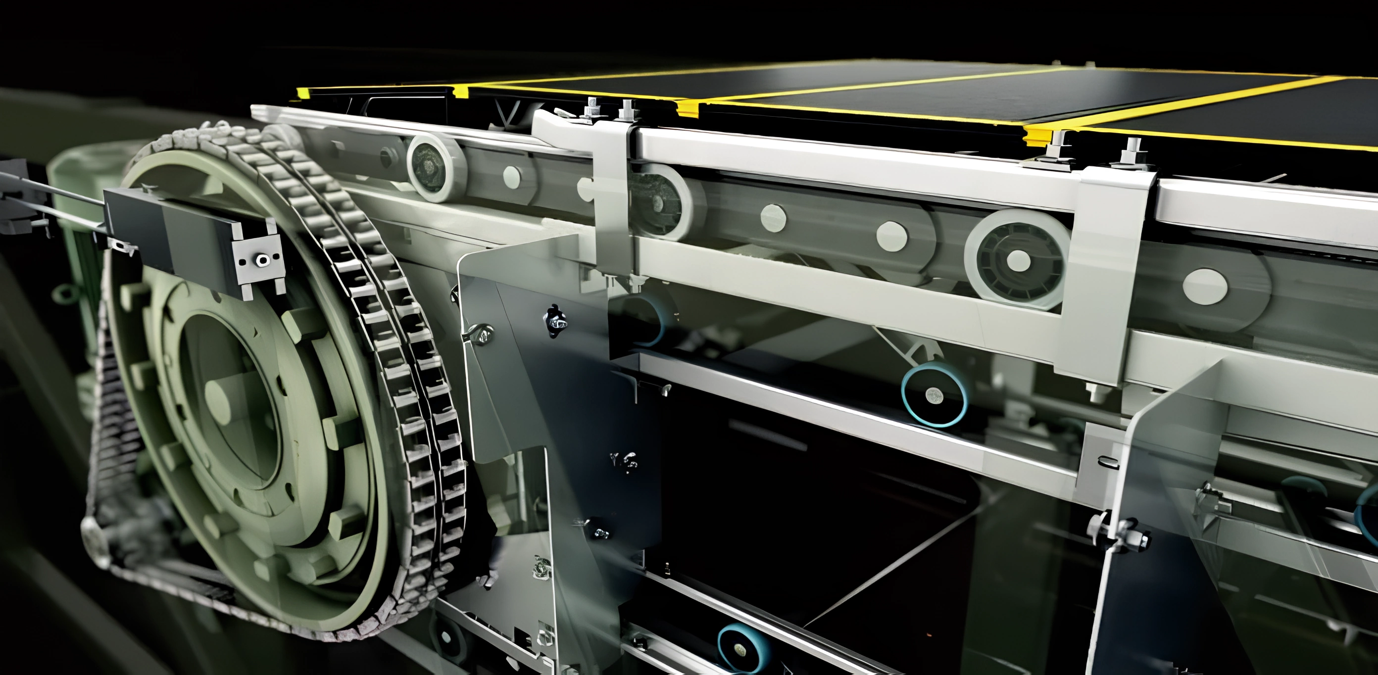 Внутрішня частина ліфта Bravo